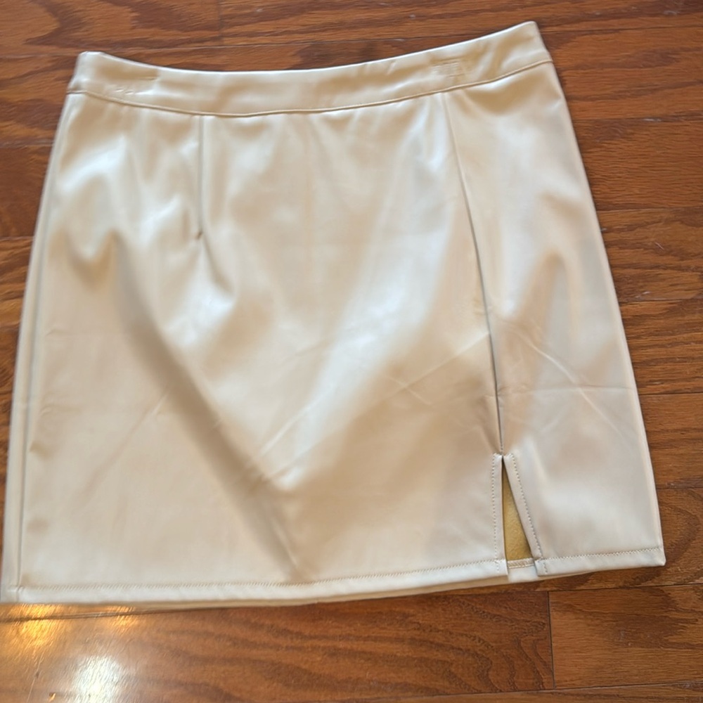 Entro leather skirt